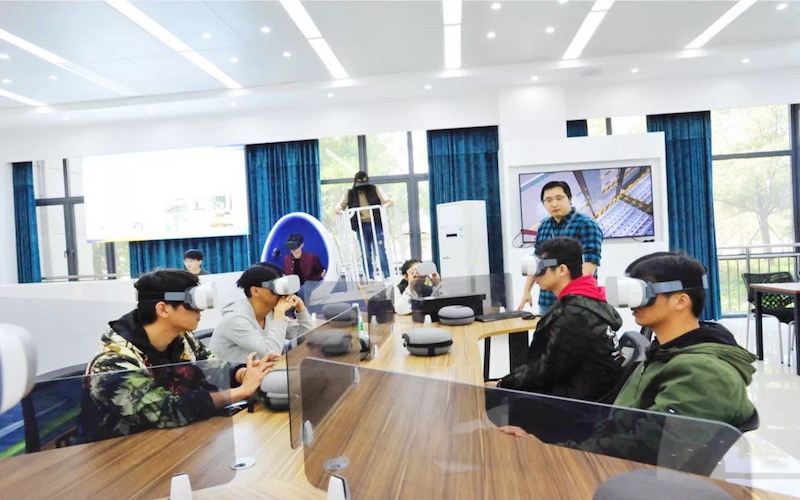 泰州职业技术学院建筑工程技术专业在内蒙古招生录取分数(理科)：160分
