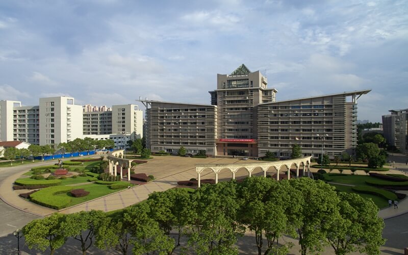 2023年山东考生多少分可以上江苏理工学院会计学专业？