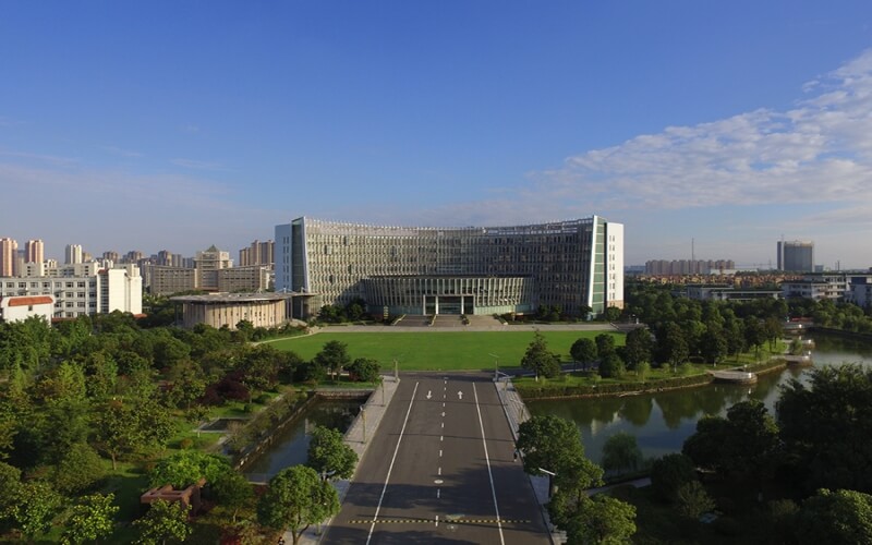 2023年浙江考生多少分可以上江苏理工学院软件工程（嵌入式培养）专业？