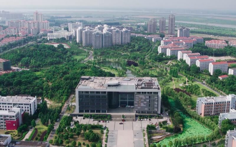 2023年重庆考生多少分可以上江苏大学新能源科学与工程专业？