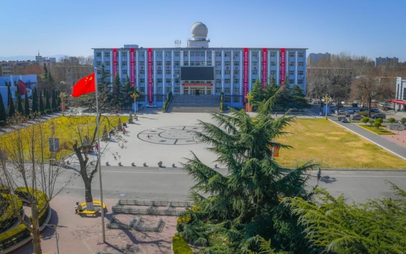 新疆理科考生排多少名可以上山西师范大学地理科学（单列类）专业?