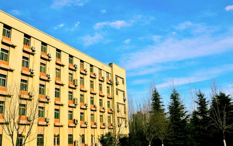 2024考生参考：2023西安邮电大学电子信息工程（长安校区）专业在内蒙古招生录取分数及录取位次