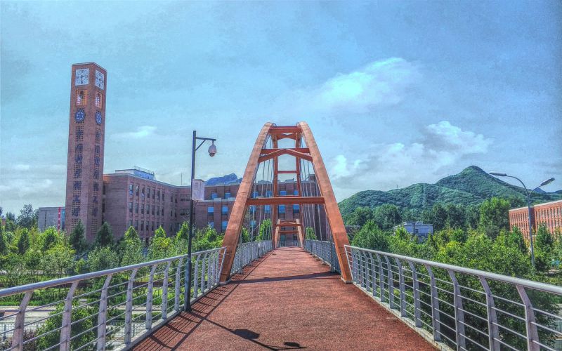 2023年中国科学院大学在北京录取批次及录取分数参考