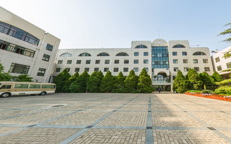 2023年北京城市学院在江西招生专业有哪些？学费是多少？
