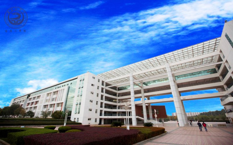 2024年南昌工学院英语专业在辽宁录取分数线参考