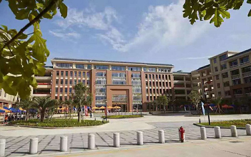 2023年广州华南商贸职业学院在湖南录取批次及录取分数参考