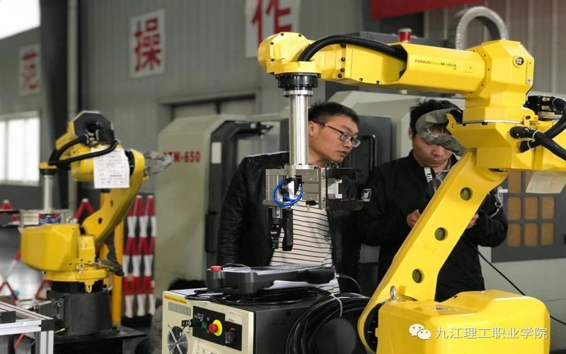 2023年河北考生多少分可以上九江理工职业学院建筑室内设计专业？