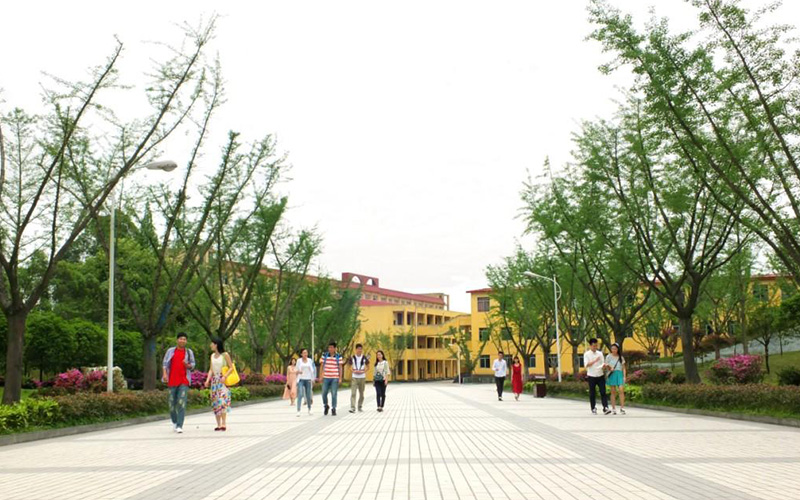 2023年成都理工大学工程技术学院在湖南录取批次及录取分数参考