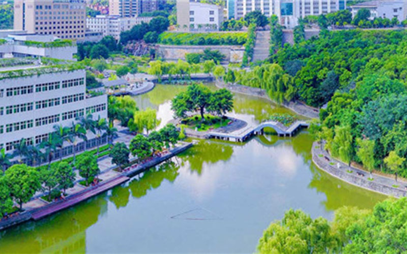 2023年攀枝花学院在宁夏招生专业有哪些？学费是多少？