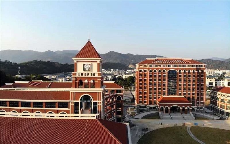 福州英华职业学院2021年在甘肃省招生专业及各专业招生计划人数