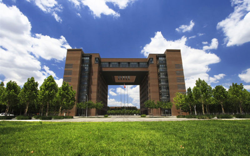 天津现代职业技术学院无人机应用技术专业在辽宁招生录取分数(物理类)：385分