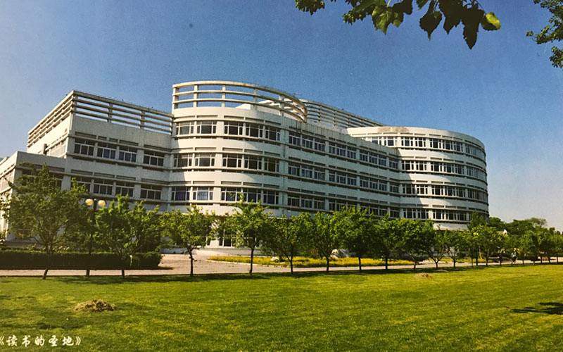 天津医学高等专科学校口腔医学技术专业在河北招生录取分数(物理类)：434分