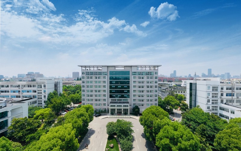 2023年鹤壁职业技术学院在青海招生专业及招生人数汇总
