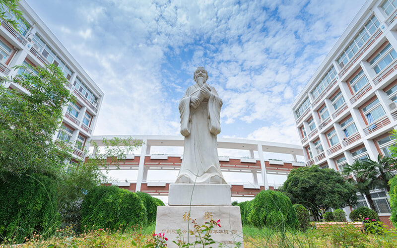 河南工业职业技术学院工程测量技术专业在河北招生录取分数(历史类)：350分