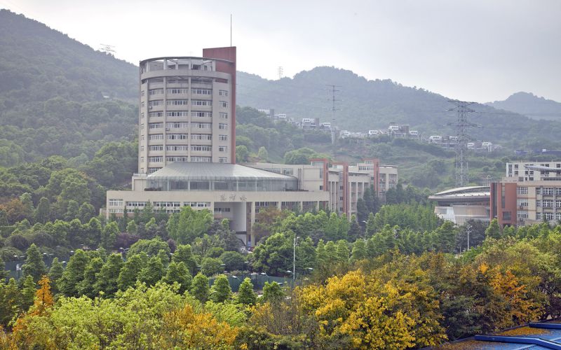 2023年重庆工商大学在广东录取批次及录取分数参考
