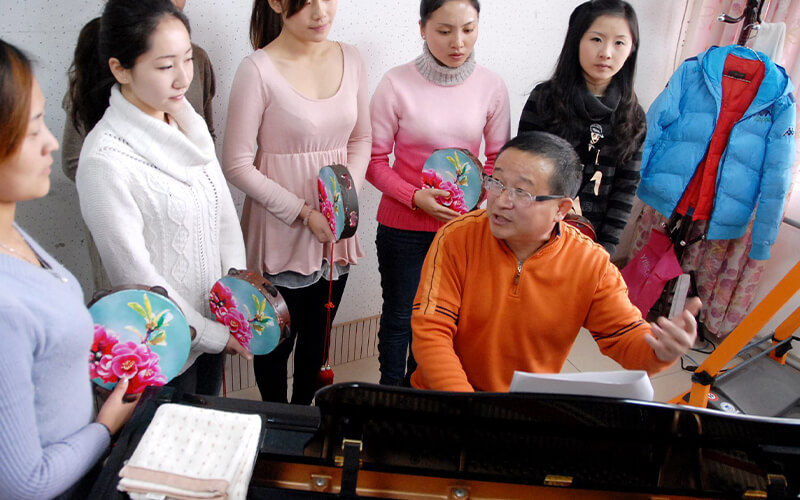 2023年南阳师范学院在黑龙江招生专业有哪些？学费是多少？