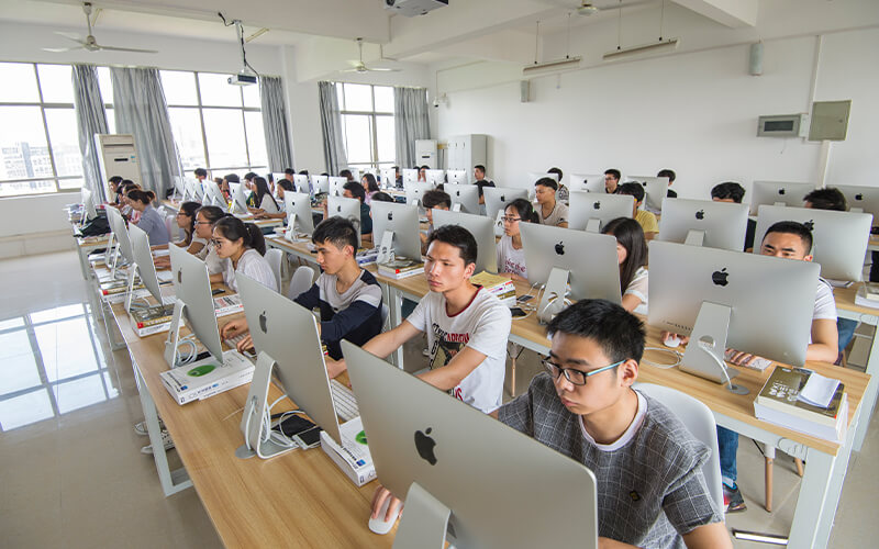 2024考生参考：2023武汉职业技术学院电子商务类专业在浙江招生录取分数及录取位次