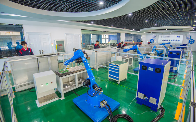 武汉职业技术学院建筑工程技术专业在内蒙古招生录取分数(理科)：292分