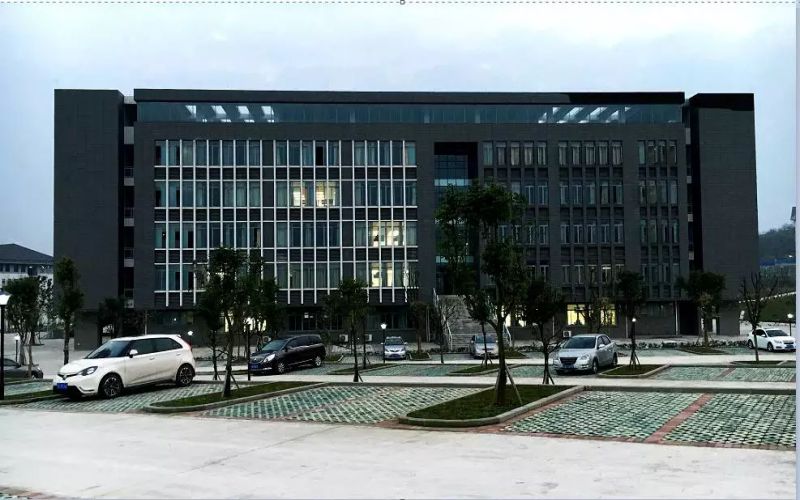 重庆历史类考生排多少名可以上重庆化工职业学院人工智能技术应用专业?