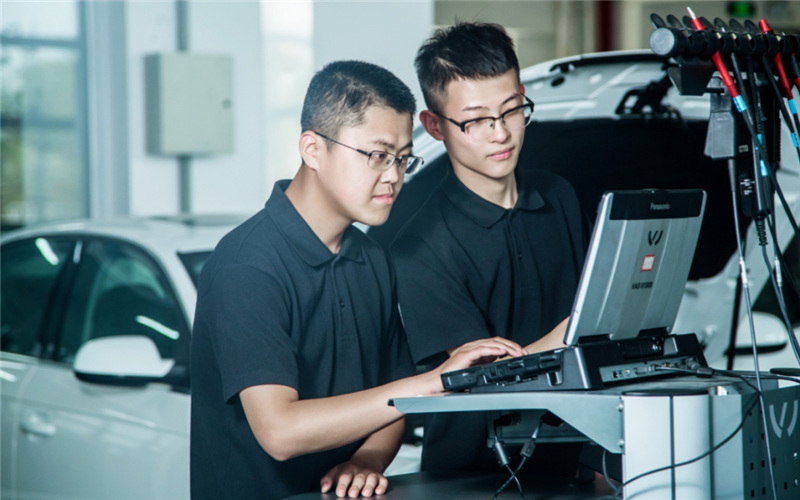 山东综合考生排多少名可以上西安汽车职业大学数字媒体技术专业?