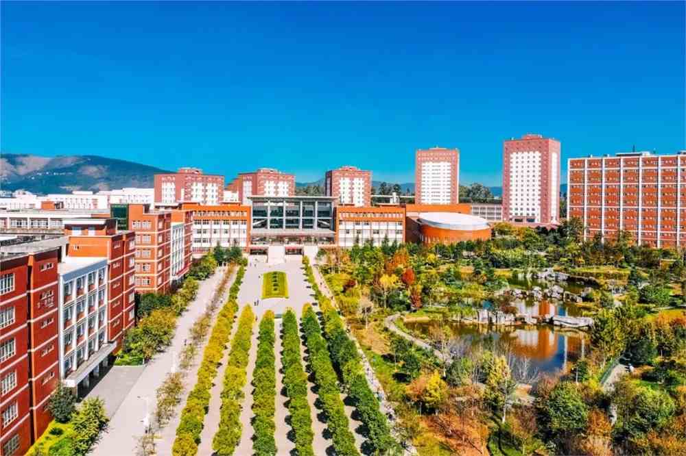 云南经济管理学院2021年报考指南重磅发布！