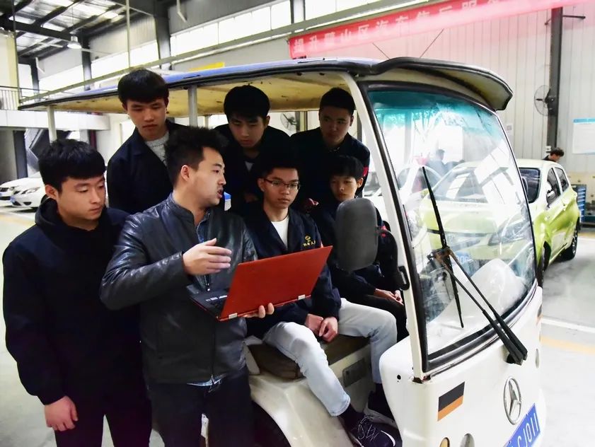 重庆机电职业技术大学：汽车服务工程技术