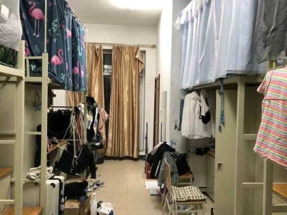 大连大学宿舍条件怎么样_几人间？（含宿舍图片）