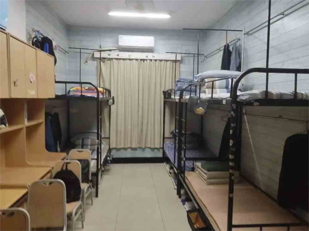 浙江广厦建设职业技术大学宿舍条件是几人间？怎么样？（含宿舍图片）