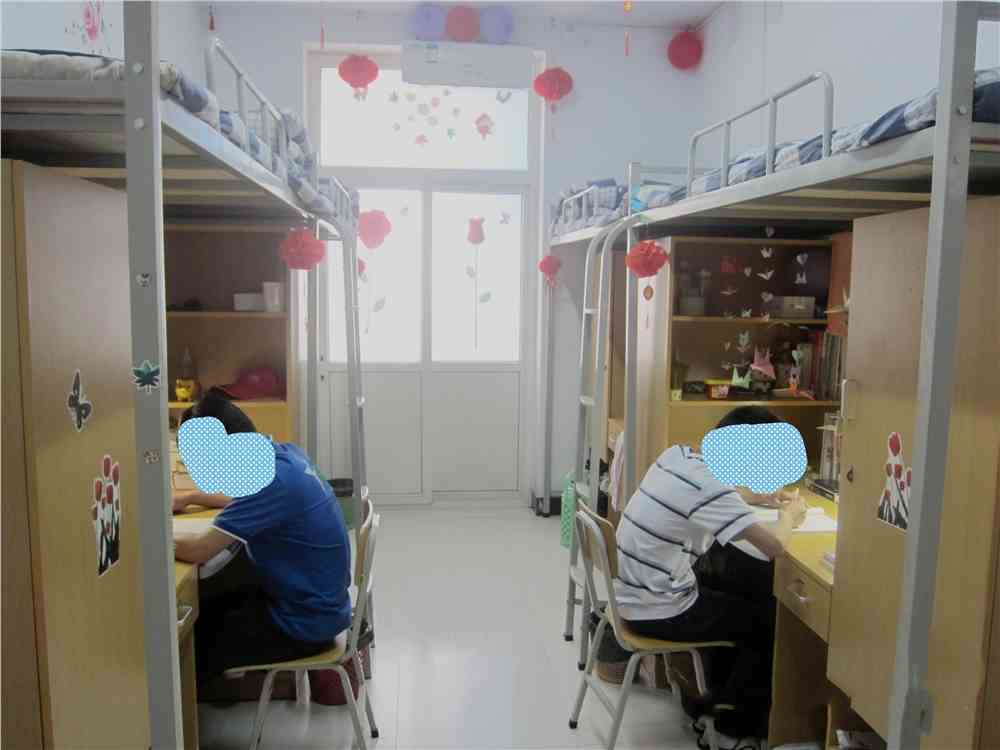 焦作工贸职业学院宿舍条件是几人间？怎么样？（含宿舍图片）