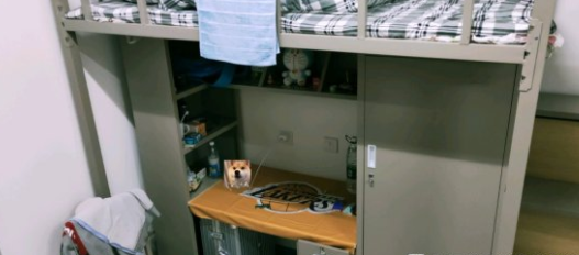 云南大学滇池学院宿舍条件是几人间，有空调吗（含宿舍图片）