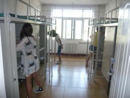 辽宁传媒学院宿舍条件是几人间，有空调吗（含宿舍图片）