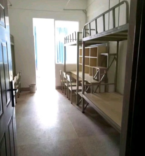 保山中医药高等专科学校宿舍条件是几人间_有空调吗(含宿舍图片)