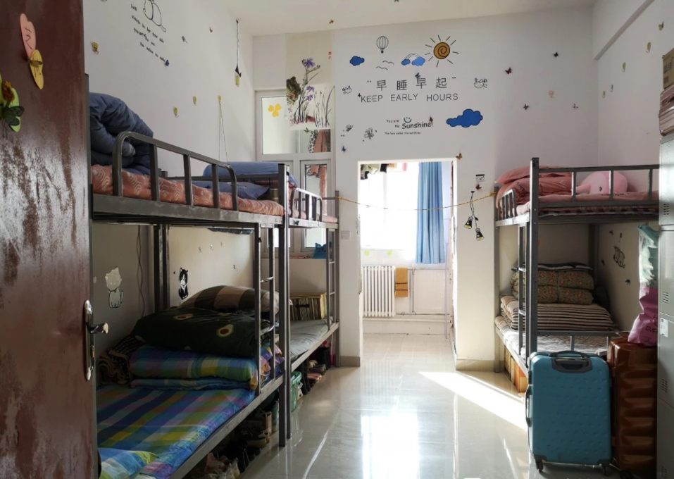 郑州卫生健康职业学院宿舍条件是几人间_有空调吗（含宿舍图片）