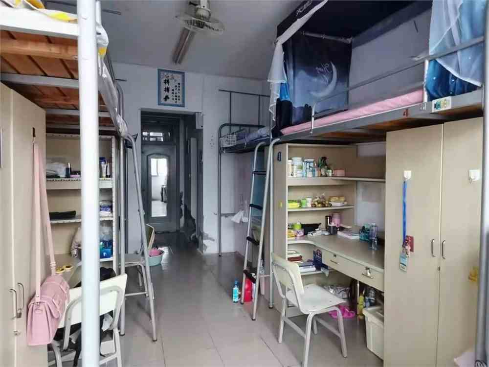 苏州经贸职业技术学院宿舍条件是几人间_有空调吗（含宿舍图片）