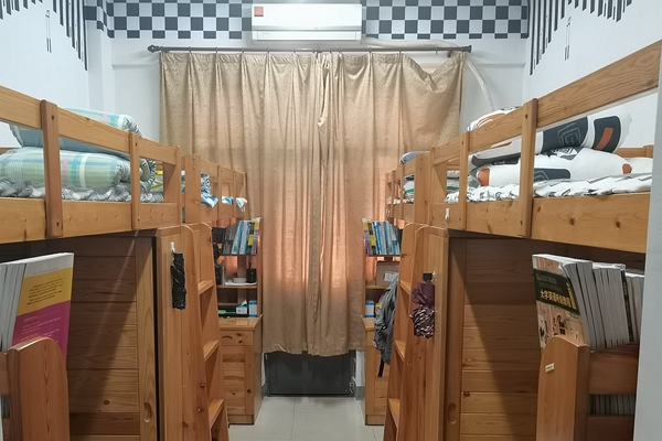同济大学浙江学院宿舍条件是几人间_有空调吗（含宿舍图片）