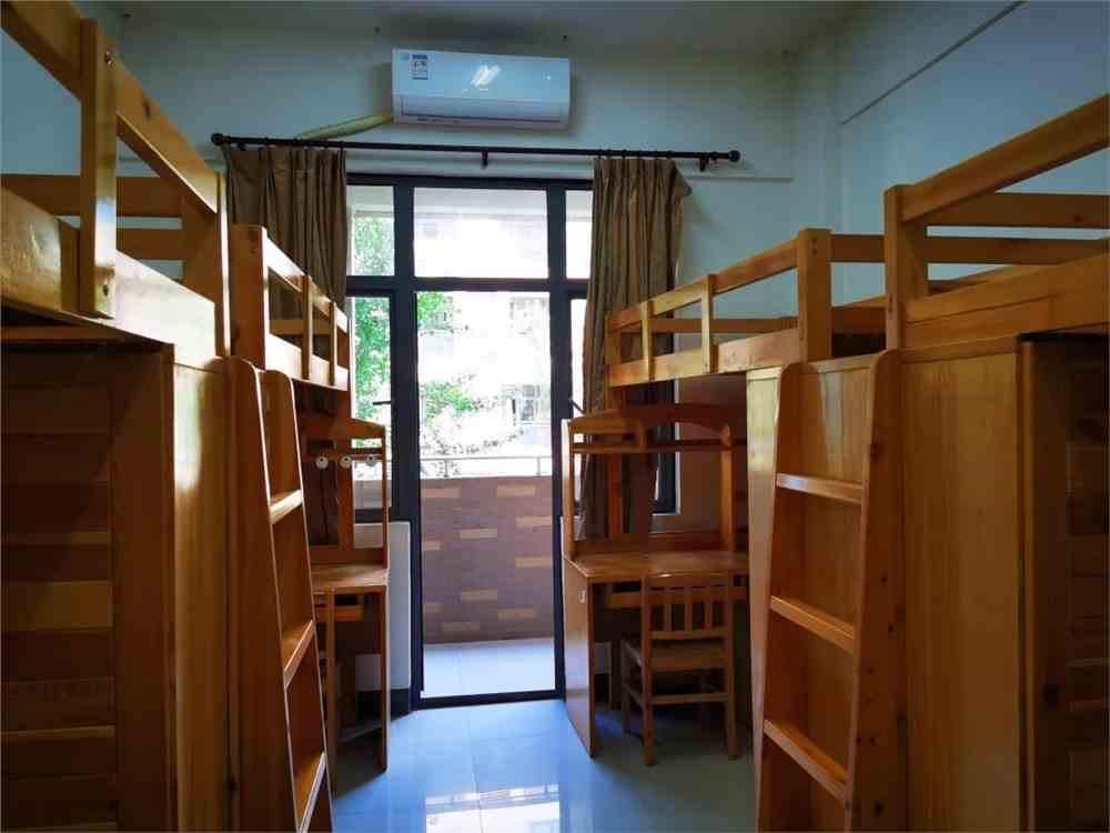 同济大学浙江学院宿舍条件是几人间_有空调吗（含宿舍图片）