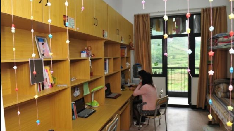 杭州科技职业技术学院宿舍条件是几人间_有空调吗（含宿舍图片）