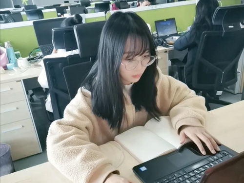 西安欧亚学院毕业生潘晨:不期待突如其来的好运