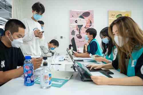 你好,大学!西安欧亚学院5600余名2021级新生完成报到