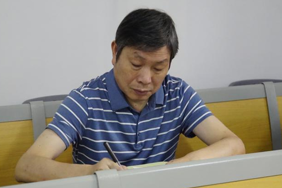 景德镇学院领导深入课堂听课