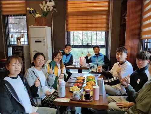 泰山科技学院学子回忆首届“穿岳可能”城市生存挑战赛