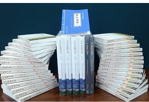 政协甘南藏族自治州委员会等单位向甘肃民族师范学院图书馆捐赠图书