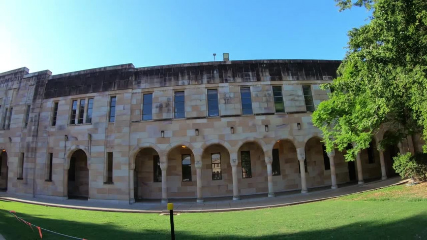 澳洲昆士兰大学留学费用，真实费用大汇总