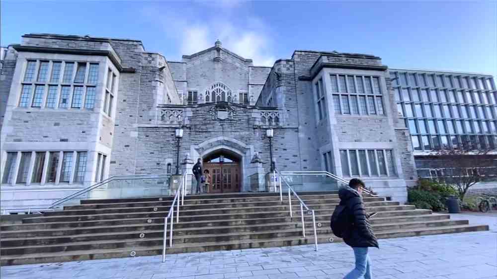 小学加拿大留学一年需要多少钱？