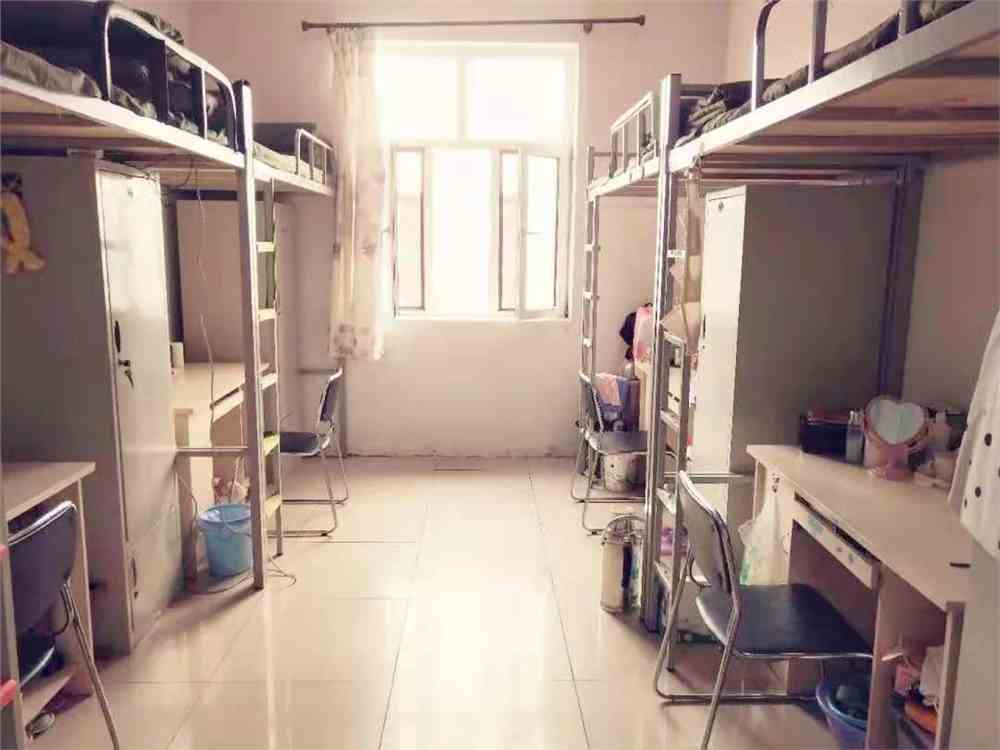 华北理工大学轻工学院宿舍条件怎么样，怎么样_几人间_宿舍图片