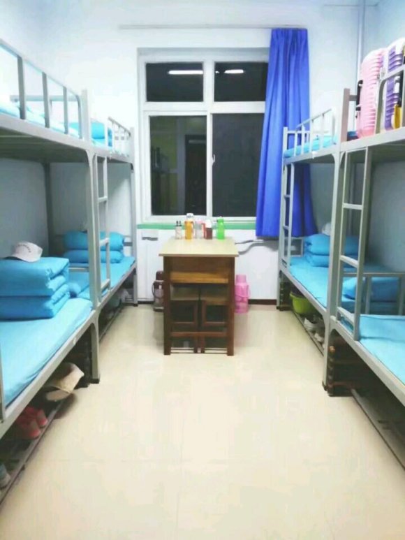 河北师范大学汇华学院宿舍条件怎么样怎么样几人间宿舍图片