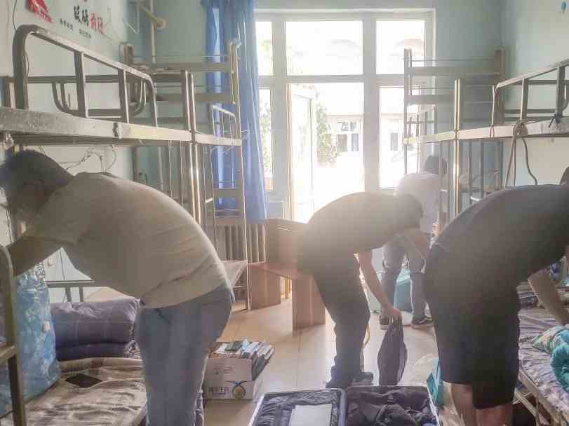 石家庄铁道大学四方学院宿舍条件怎么样，怎么样_几人间_宿舍图片