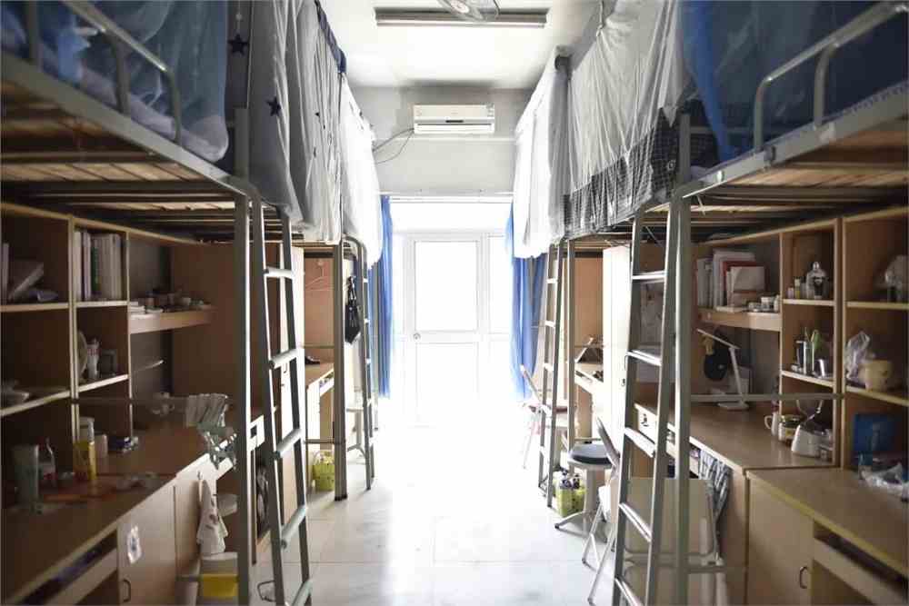 江苏信息职业技术学院宿舍条件怎么样，怎么样_几人间_宿舍图片