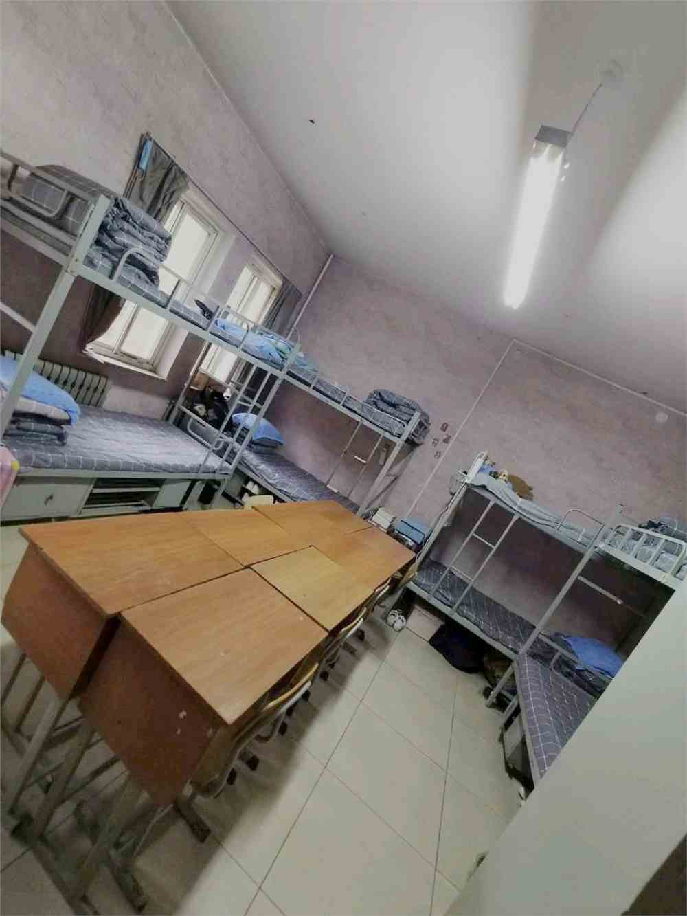 河北东方学院宿舍条件怎么样,怎么样_几人间_宿舍图片