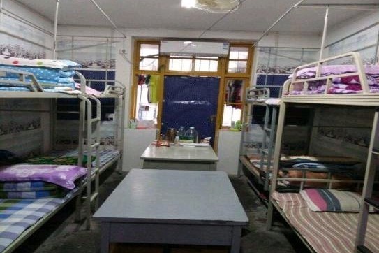 四川化工职业技术学院宿舍条件怎么样，怎么样_几人间_宿舍图片